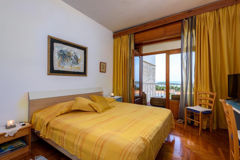 Fio'S Hotel Hvar Town Eksteriør billede